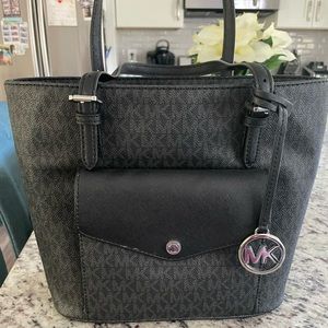 Michael Kors Signature Logo Shoulder Bag